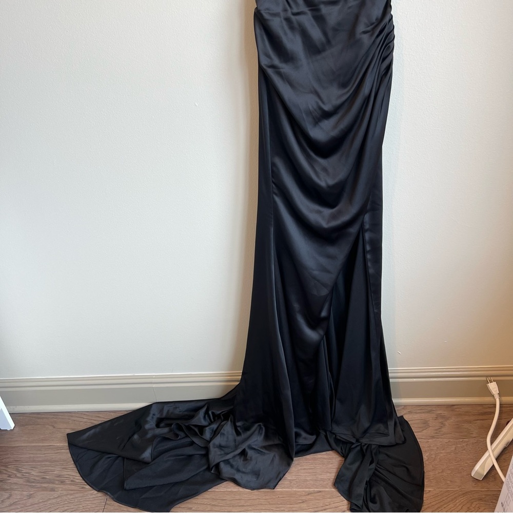 Lauren Ashley Black Satin Cowl Bodice Gown with Slit, Size 2 - Picture 11 of 13
